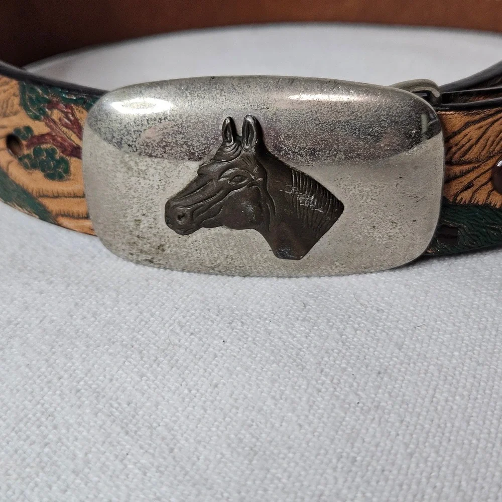 Nocona Belt‎ Co Kids Western Horse Landscape Embossed Leather Belt Size 20  22
